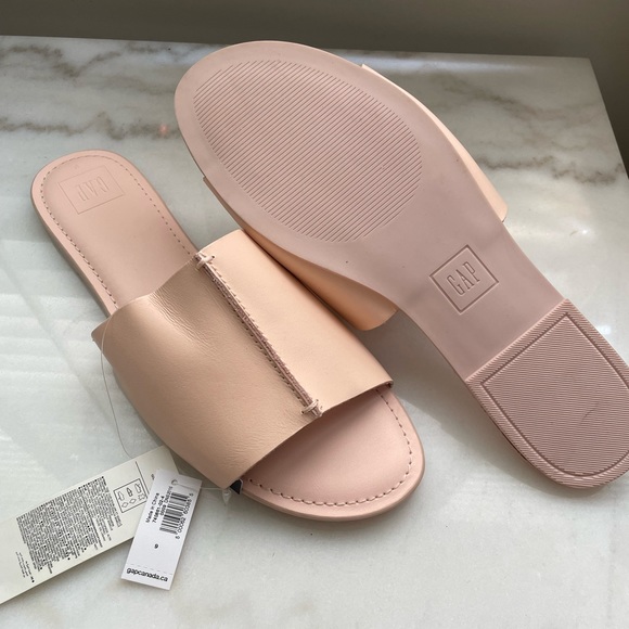 Light pink Gap leather sandals - Picture 3 of 4